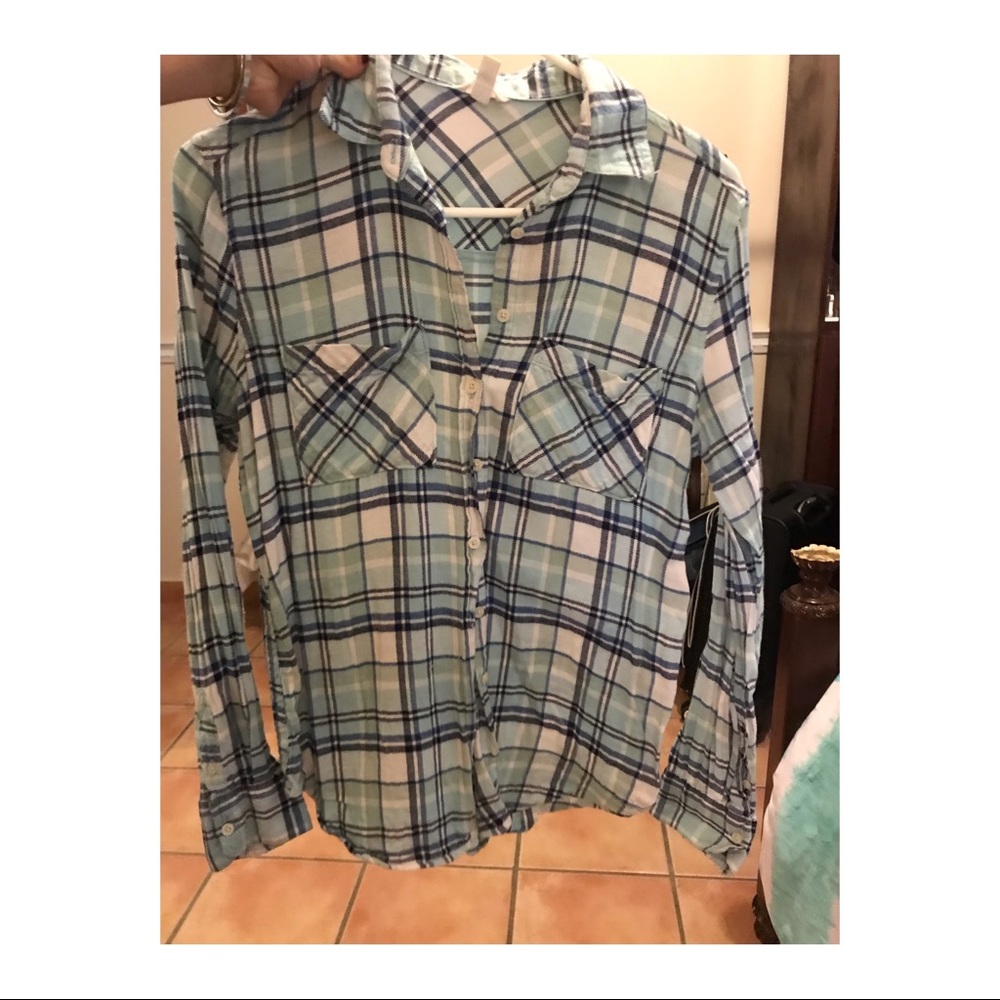 Long sleeve plaid women shirt
